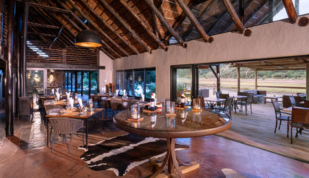 River Lodge - Dining