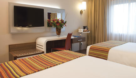 Standard Room with 2 beds 
