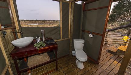 Skybed bathroom