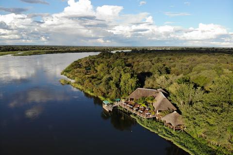 Die Lodge liegt am Okavango-Fluss