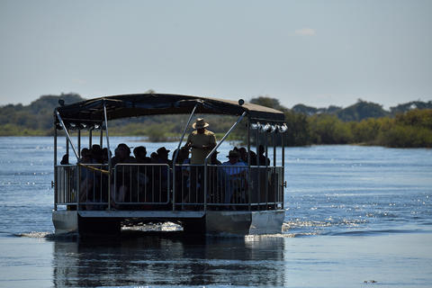 Bootstransfer zur Zambezi Mubala Lodge