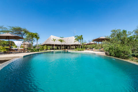 Infinity pool overlooking the hippo pools
