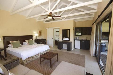 Innenfoto von Gymnogene, die ein privates Chalet ist.