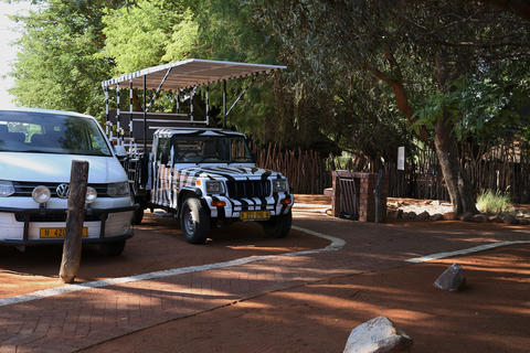 Dies ist der Parkplatz und Eingang zum Guest Farm Kiripotib.