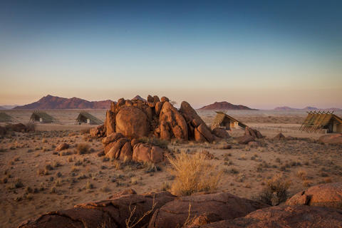 24 einzigartig gestaltete Unterkünfte zur Selbstverpflegung inmitten einer inspirierenden Landschaft.