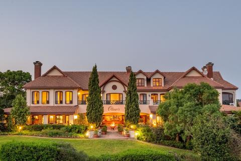 Blick vom Golfplatz bei Nacht