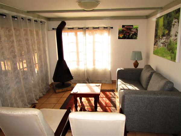 Kamberg Mountain Shadows [CLOSED]  Affordable Deals - Book Self-Catering  or Bed and Breakfast Now!