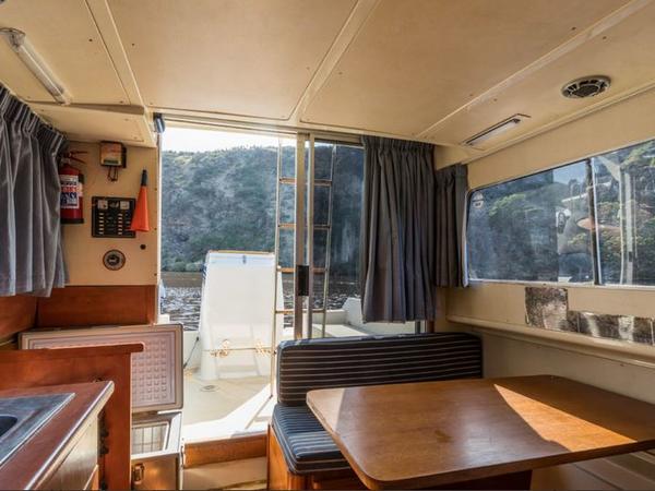 Houseboat Hire