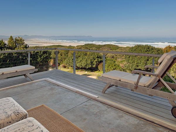 Mosselberg on Grotto Beach