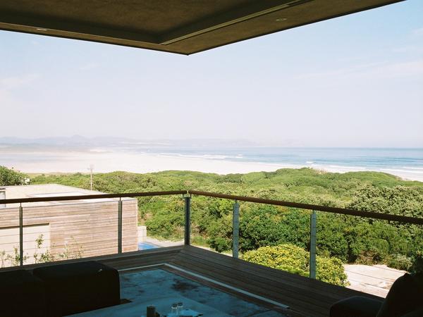 Mosselberg on Grotto Beach