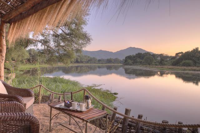 Panoramic views of the Chongwe River from every tent