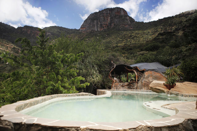 Swimming Pool and summit of Mount Nyiro