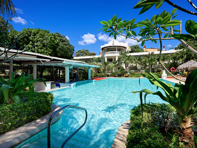 Adult-Only Quite Pool