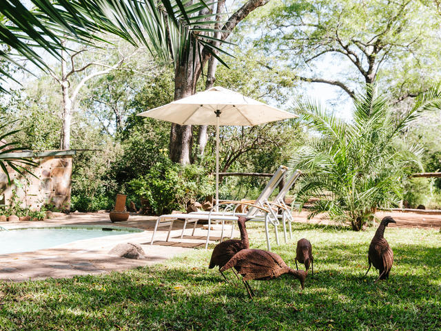 Nhambo Self Catering Lodge