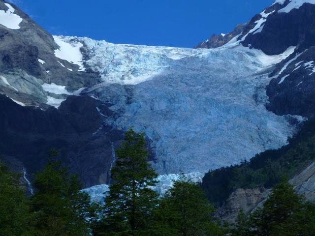 The El Amarillo Hanging Glacier