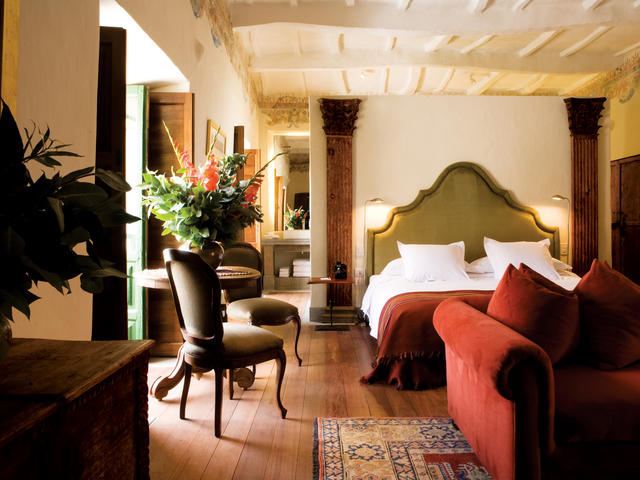 Plaza Suite