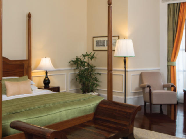 Landmark Suites