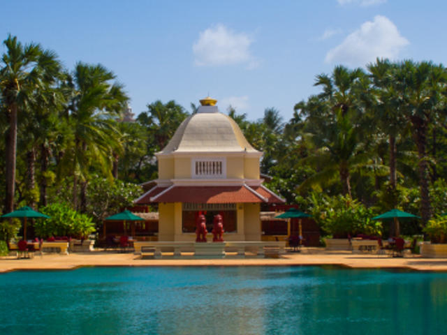 Poolside Terrace