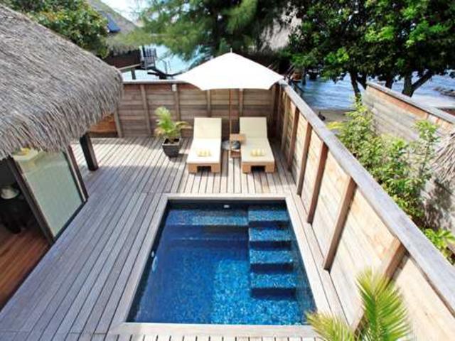 King Deluxe Garden Pool Bungalow