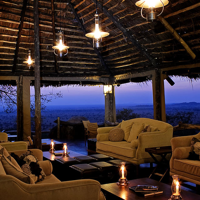 Serengeti Pioneer lounge and bar, perched on a rocky outcrop, and affording one of Serengeti's most outstanding vantage points