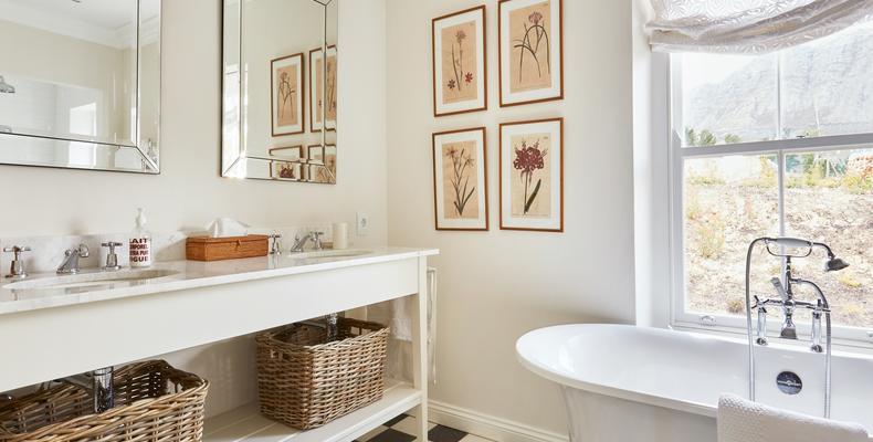 La Cotte House - Bathroom