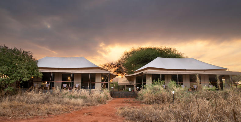 Outdoors At Nyikani Tarangire