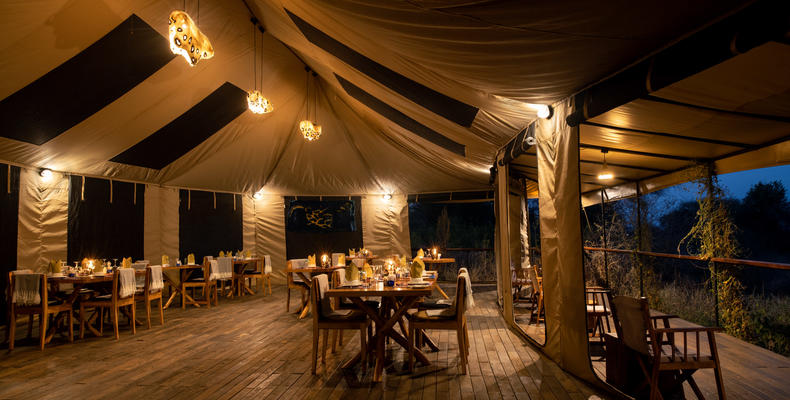 Restaurant At Nyikani Tarangire