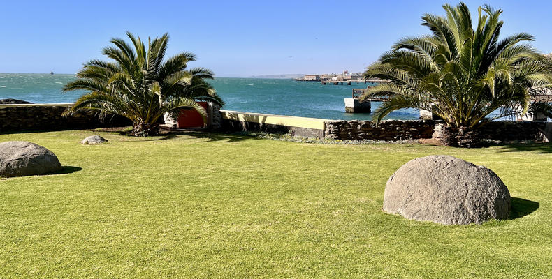 LÜDERITZ NEST HOTEL