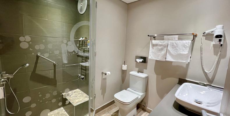 LÜDERITZ NEST HOTEL