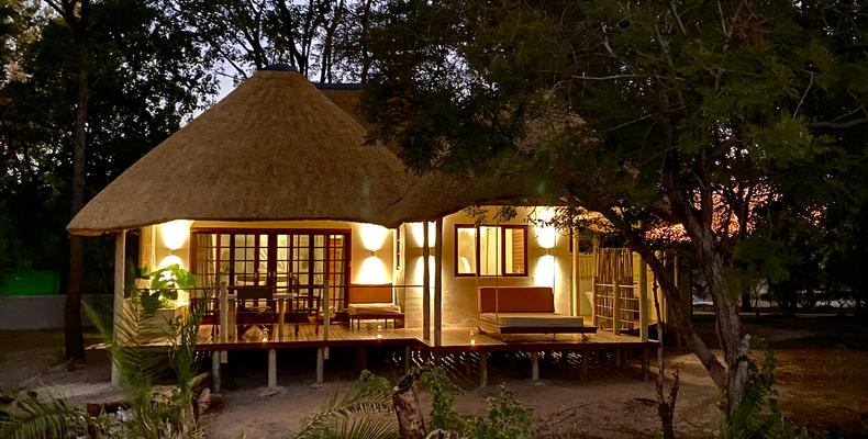 Land Suites