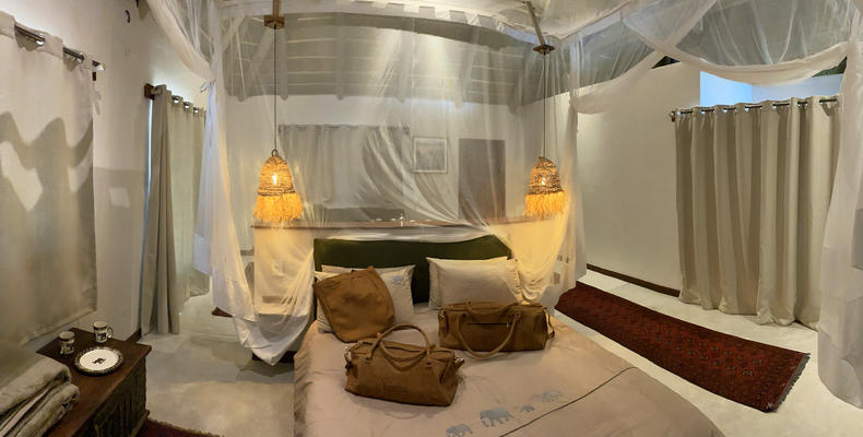 Land Suites