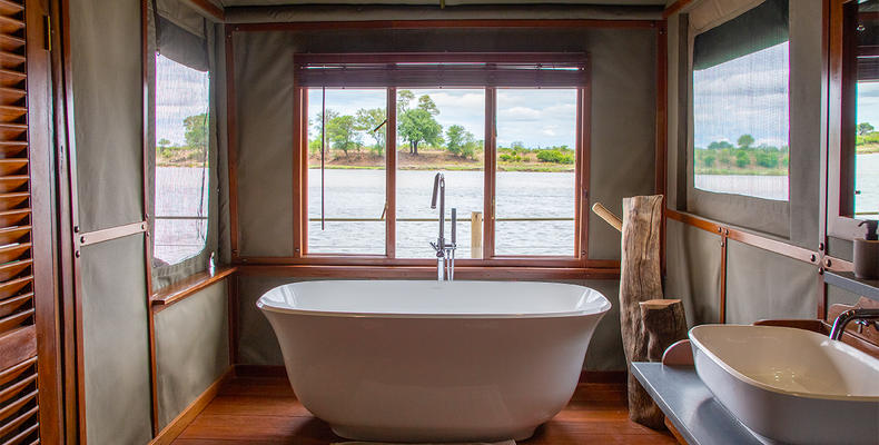 Ndhovu Safari Lodge - River Suite - bathroom