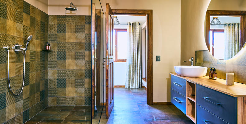 Rooms-Bathroom-Hohenstein-Lodge