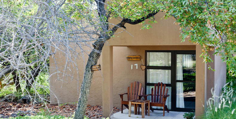 Toshari Lodge Room Exterior