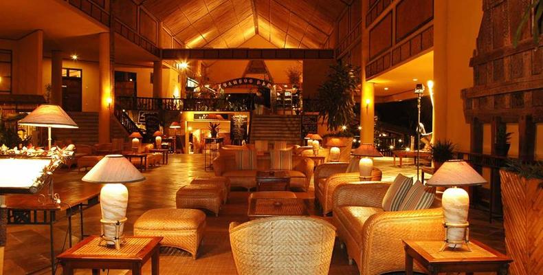 https://www.facebook.com/Torajaheritagehotel/photos/a.1135178909840714/1135184936506778/?type=3&theater