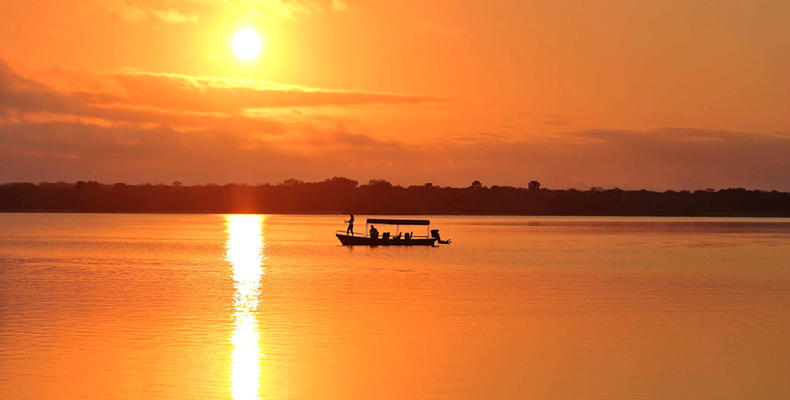 Roho ya Selous - Fishing at sunrise