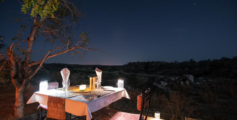 Dinner overlooking the Klaserie River