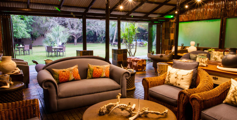 Outside lounge