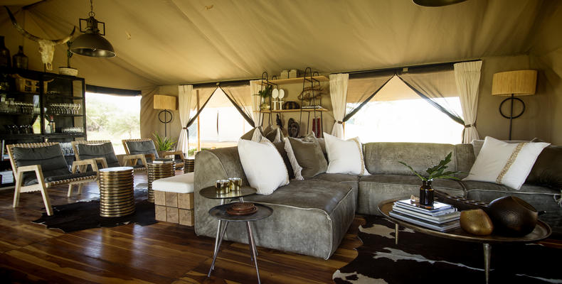 Lounge Tent