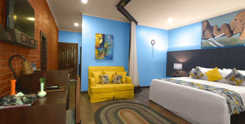 Deluxe Suite