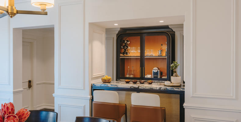 Room Bar