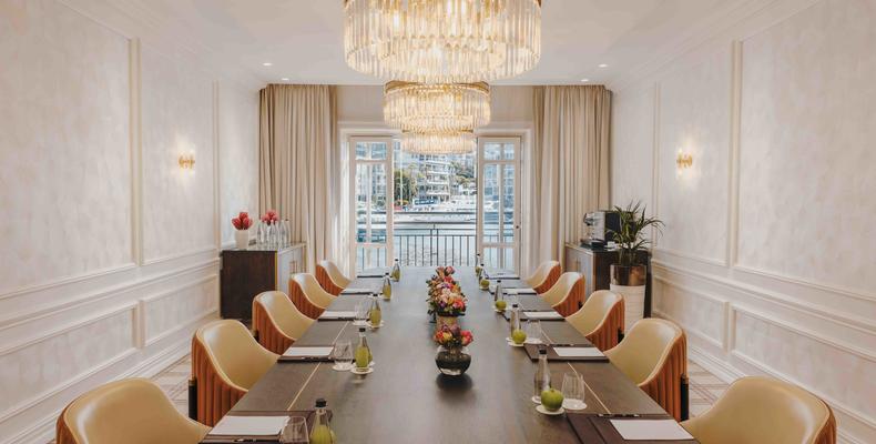 Cape Grace Boardroom