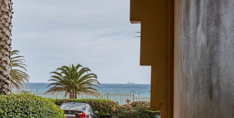 Camps Bay Village | Parking