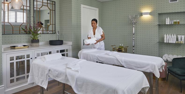 Cape Cadogan Boutique Hotel