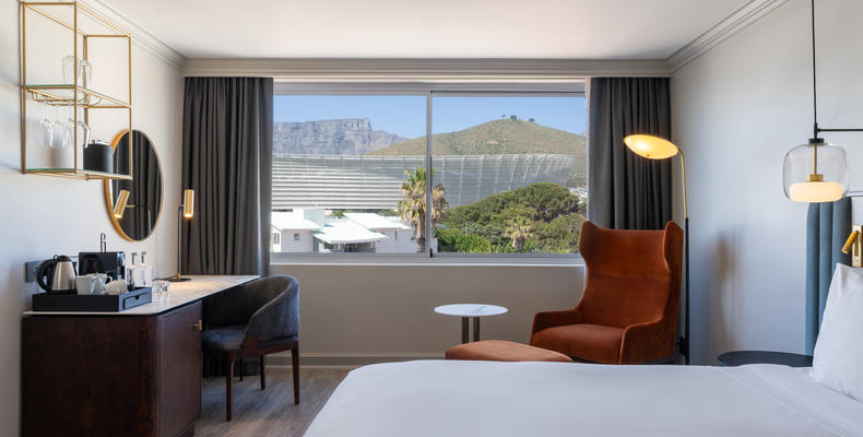 Radisson Collection Hotel, Waterfront Cape Town. Collection Superior with Mountain View 