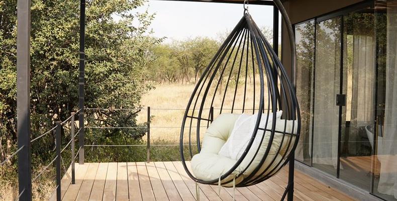 outside hanging pod 