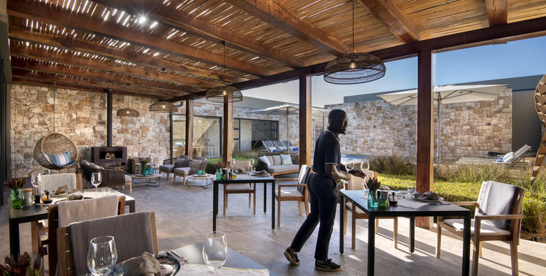 Morukuru Beach Lodge - courtyard