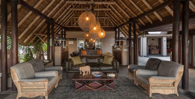 Main Lounge/ Reception area 