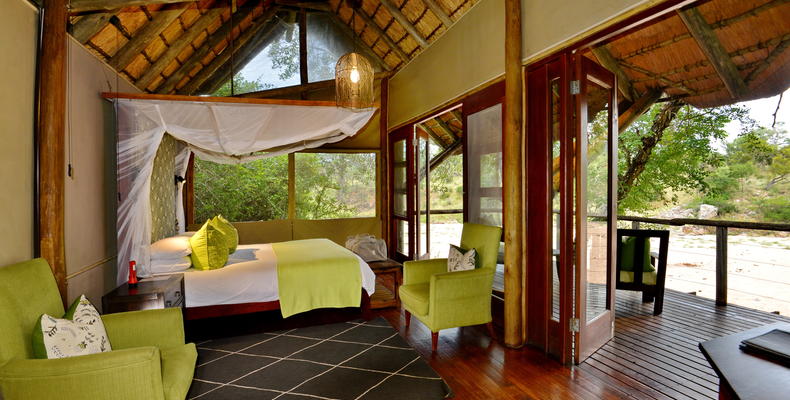 Rhino Post Safari Lodge - Bush Suites 