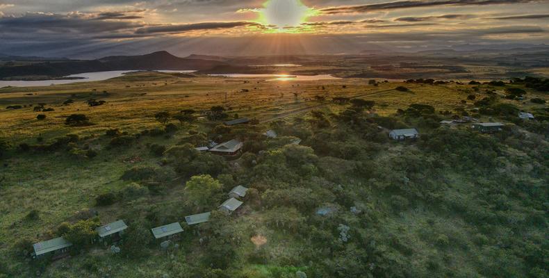 Lodge Aerial View looking west towards the Spioenkop Dam & Drakensberg Mountains